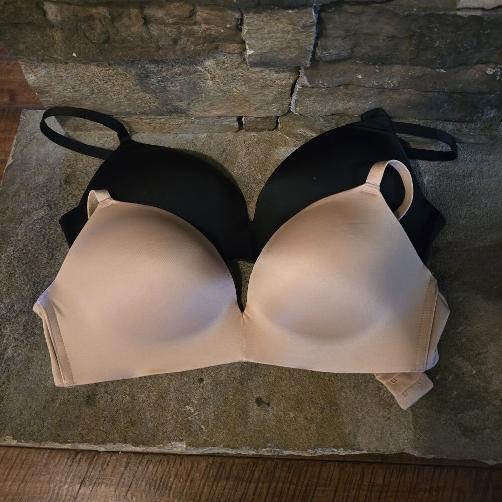 2 Auden Wirefree Push-Up Bra 32DD